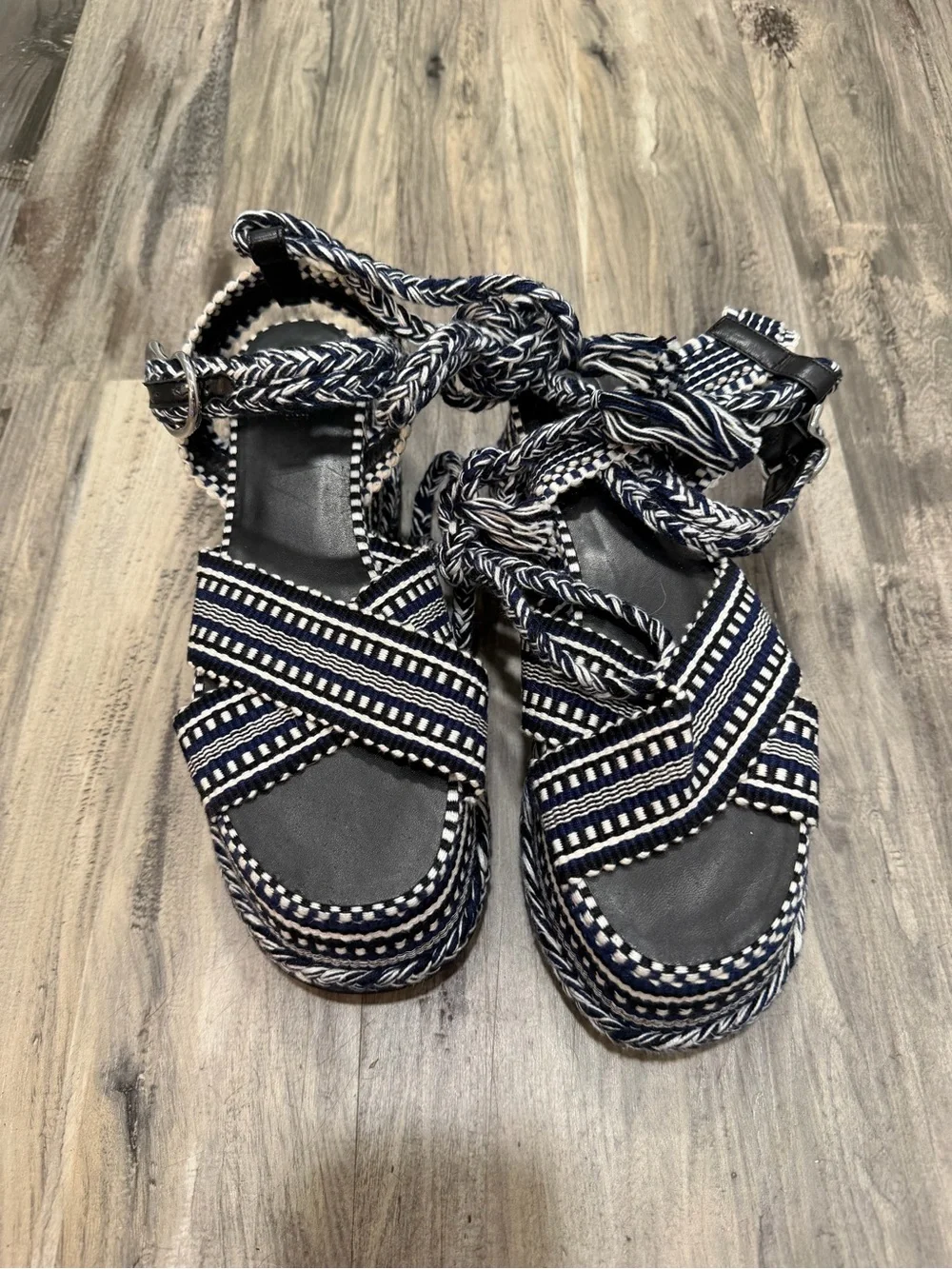 Free people amambaih Navy and White Woven Platform ankle wrap sandals size 7 38
